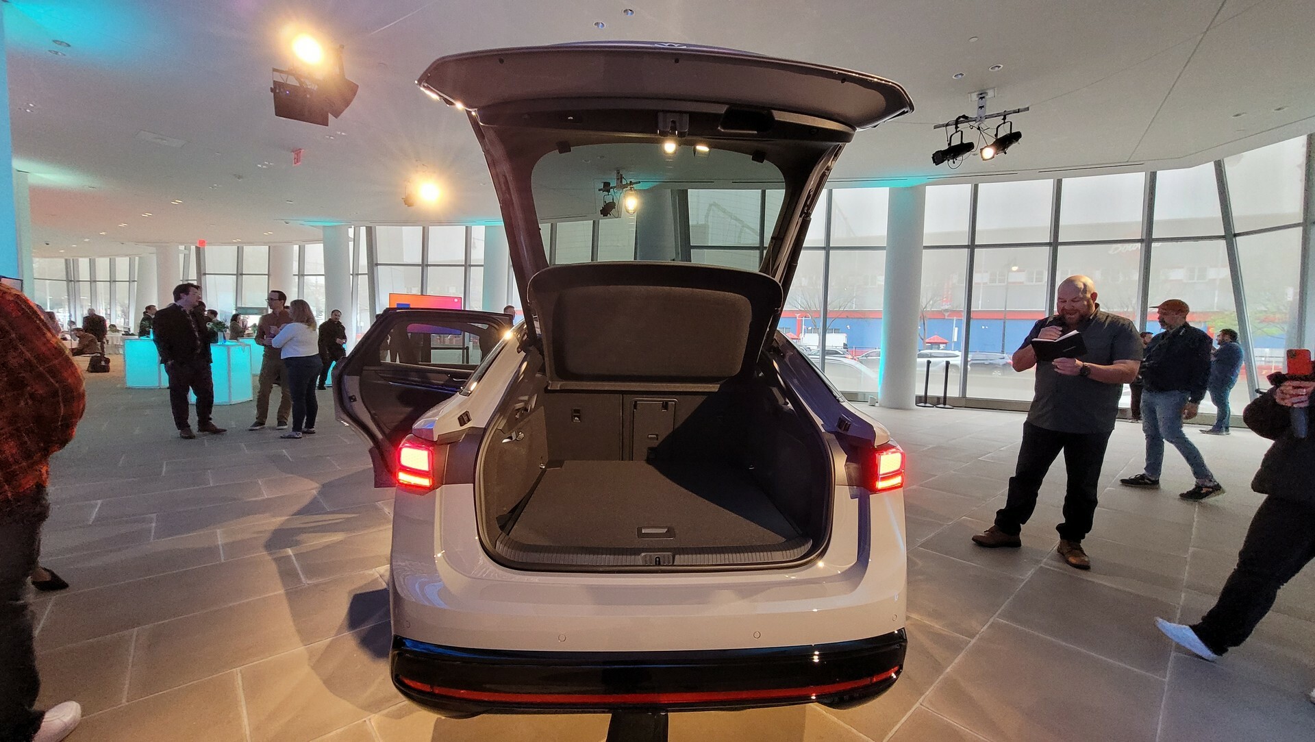 2025 VW ID.7 CarScoops 20
