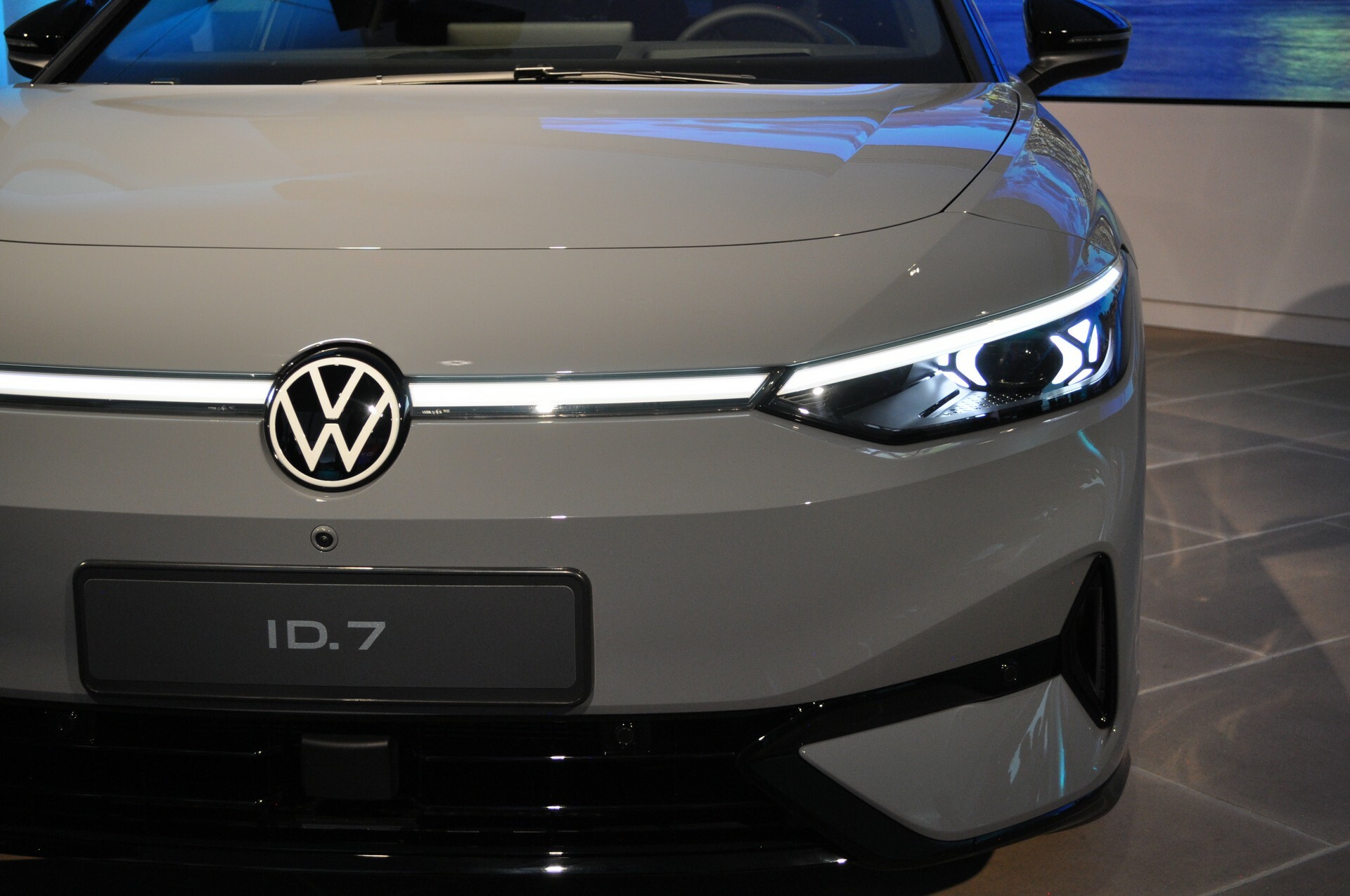 2025 VW ID.7 CarScoops 34