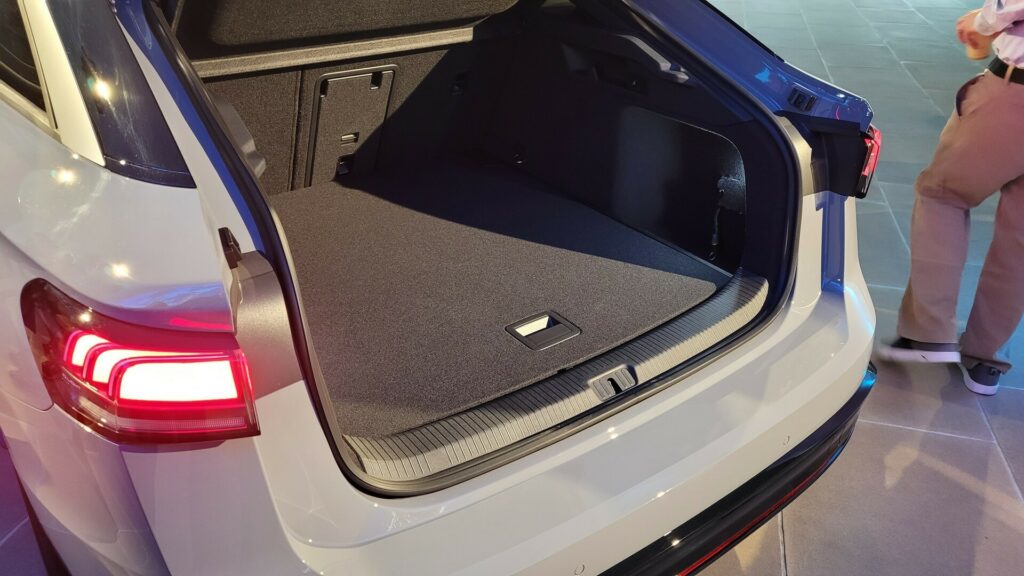  First Look: The VW ID.7 Is An Electric Passat For A New Generation