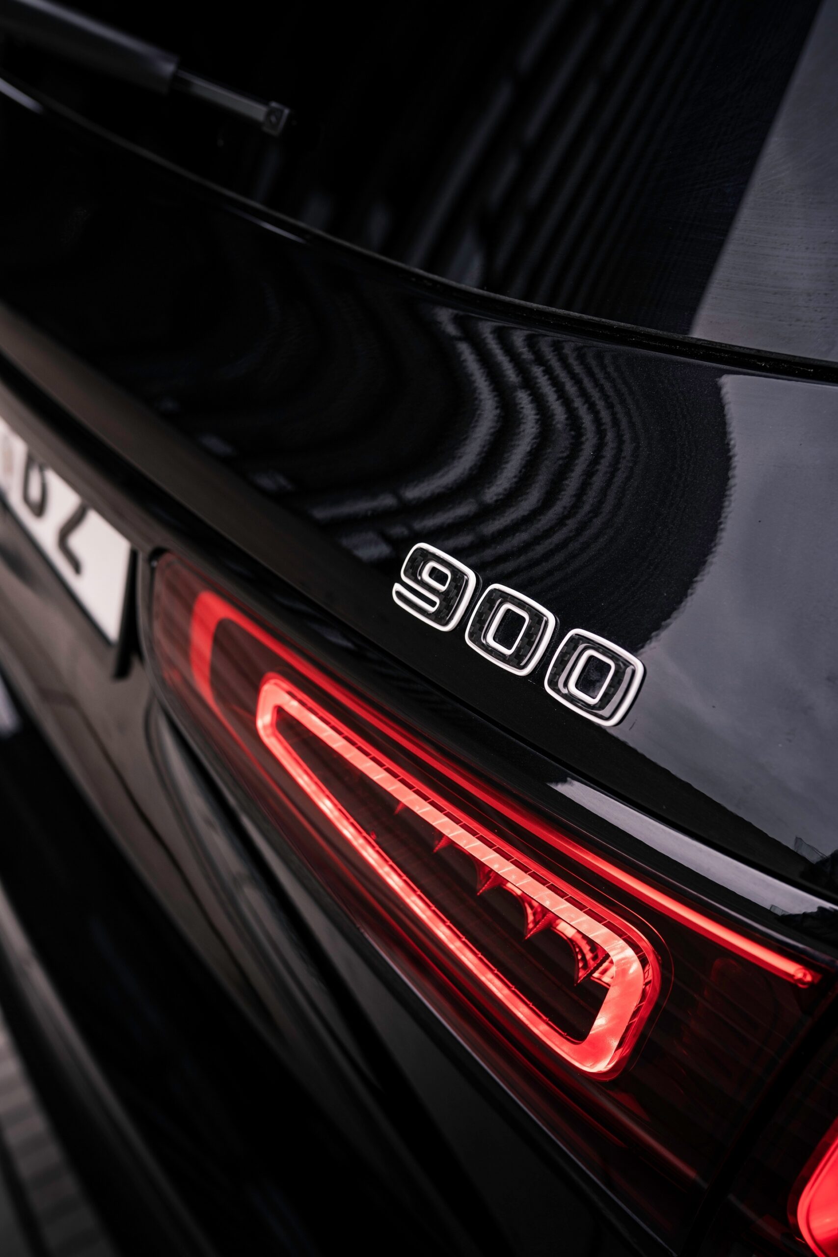 Brabus 900 Superblack 2 - 105
