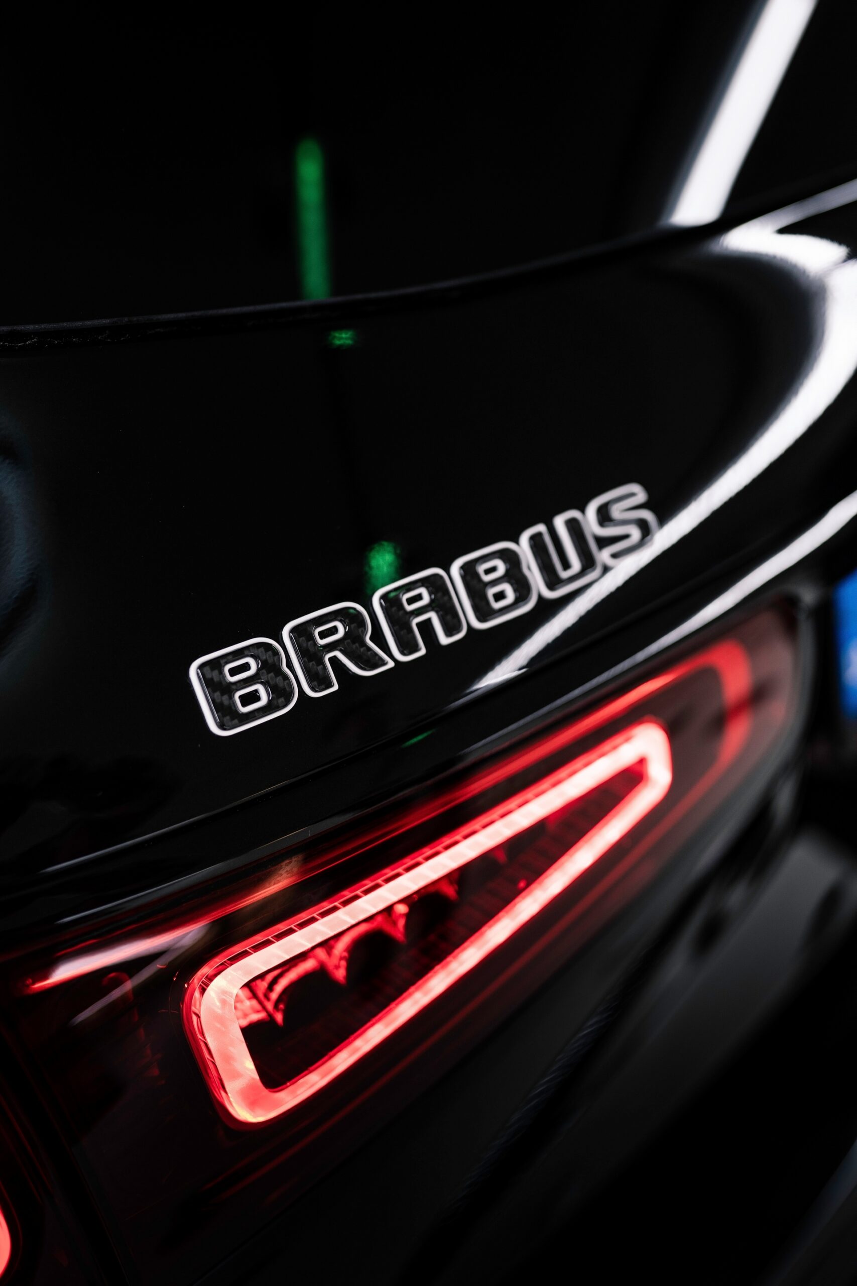 Brabus 900 Superblack 2 - 135