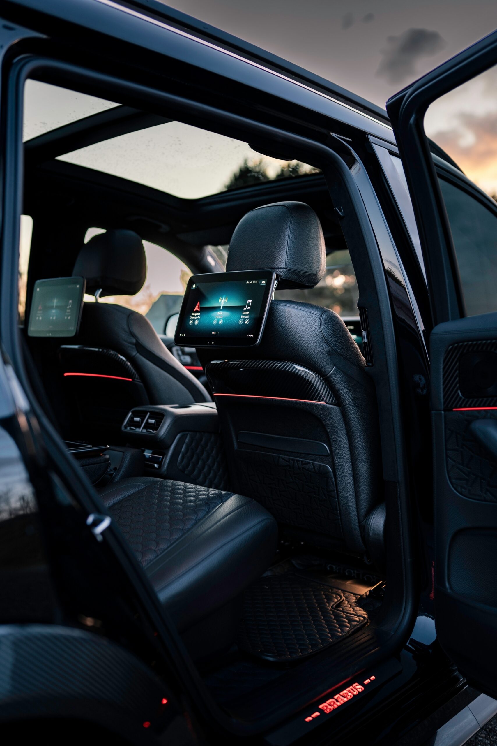 Brabus 900 Superblack 2 - 50