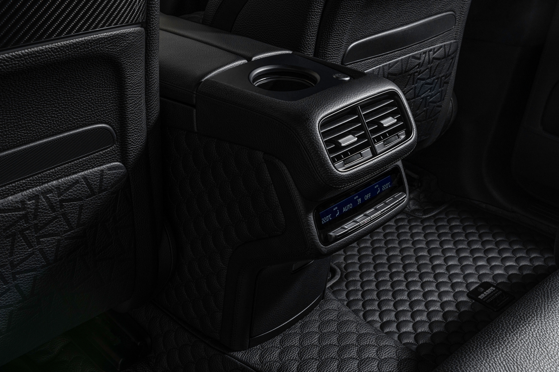 Brabus 900 Superblack - 28