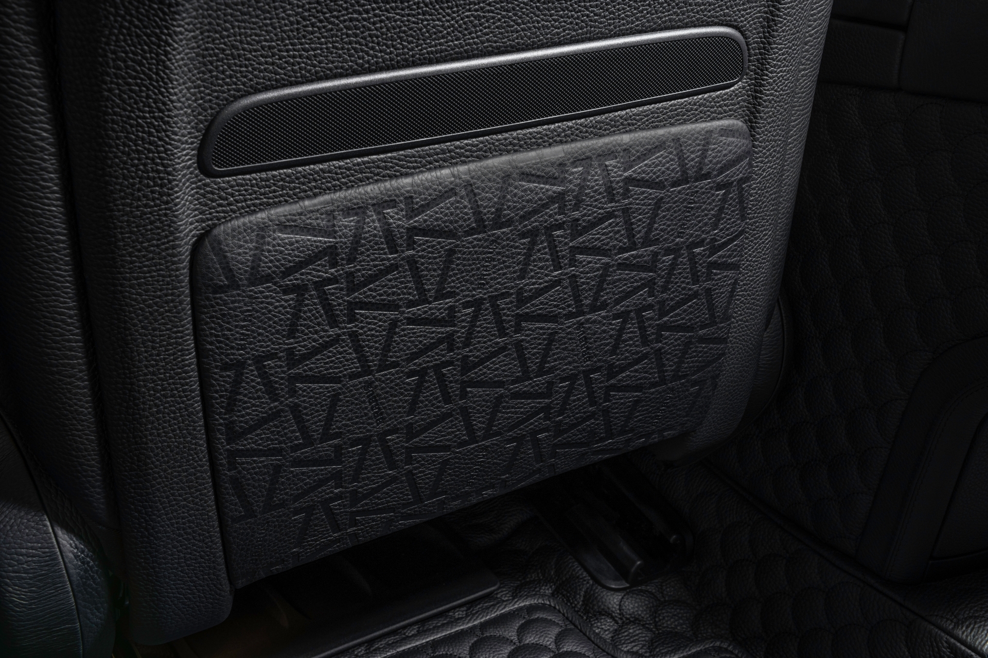 Brabus 900 Superblack - 29