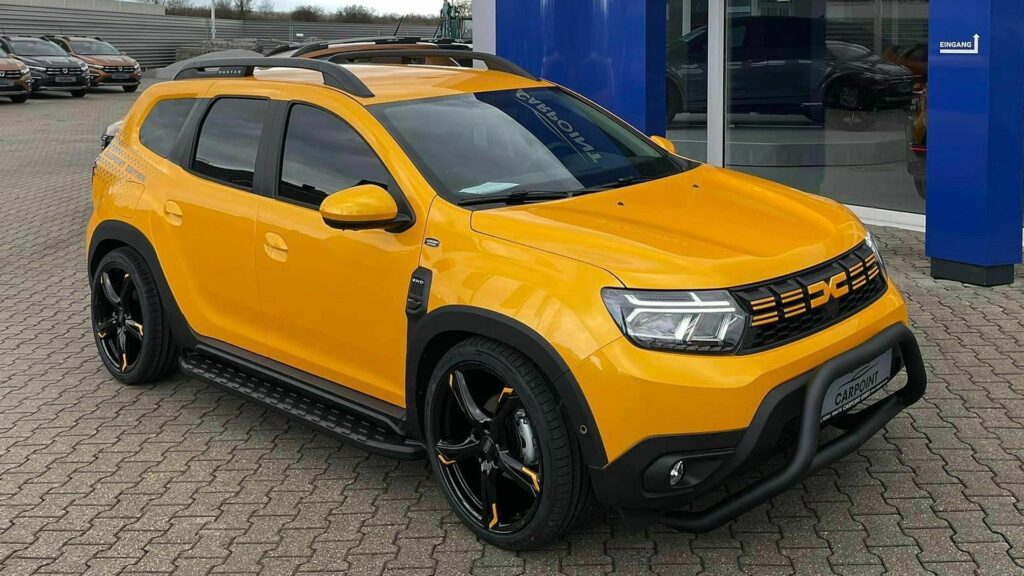  Dacia Duster Gets A Low-Ride Sporty Makeover With CarPoint Yellow Edition