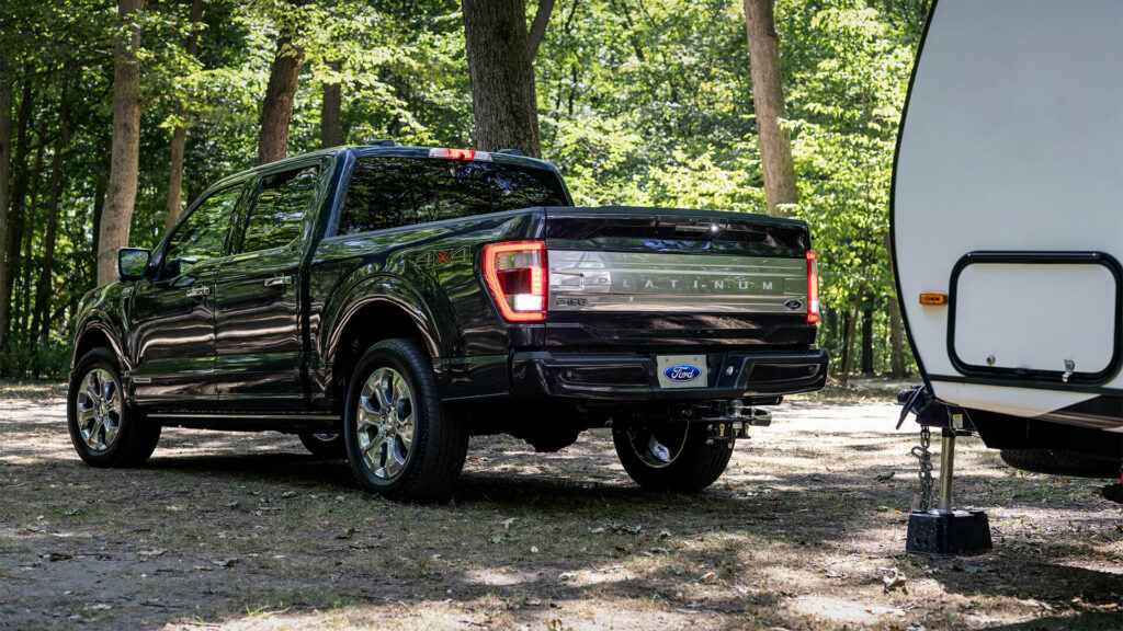  Ford’s AI-Infused Pro Trailer Hitch Assist Takes The Guesswork From Connecting A Trailer
