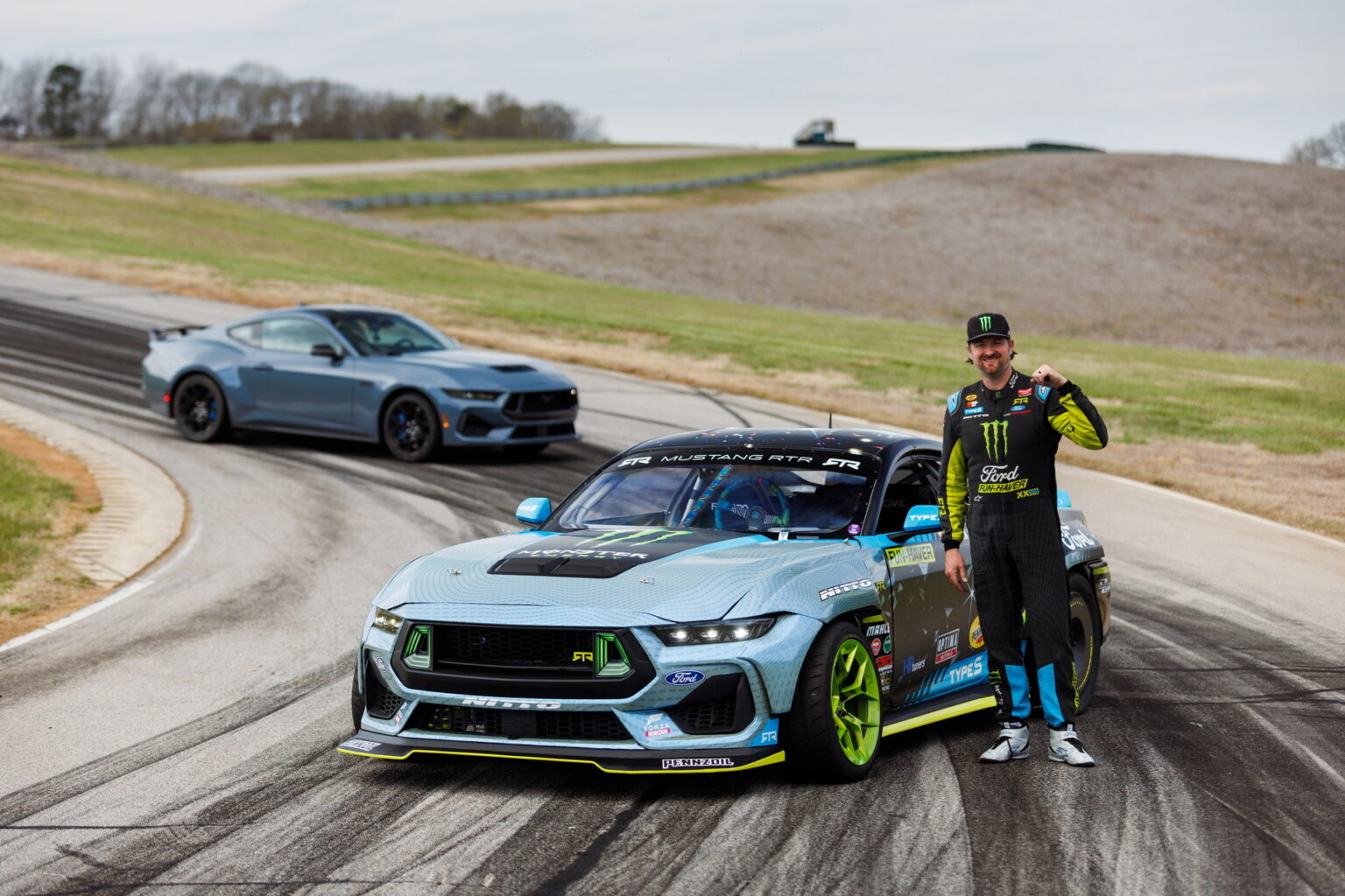 Ford Unveils 1,300 HP Mustang RTR Spec 5FD Drift Monster, Highlights