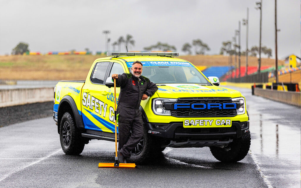 The Ford Ranger Raptor Is The Supercars Championship’s New Safety Car ...
