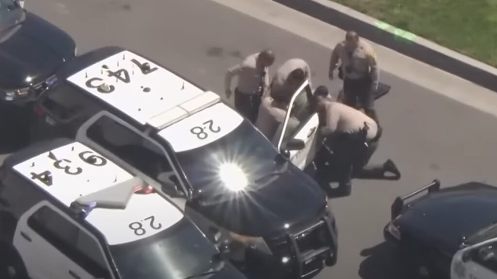  LA Woman Steals Ford Explorer Police Cruiser Leading Cops On 160 MPH Chase