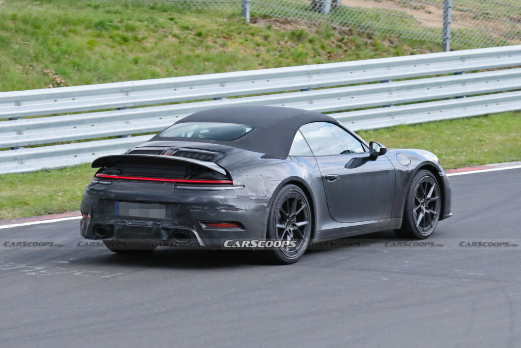  Facelifted Porsche 911 Cabriolet Strips Away Almost All Disguise
