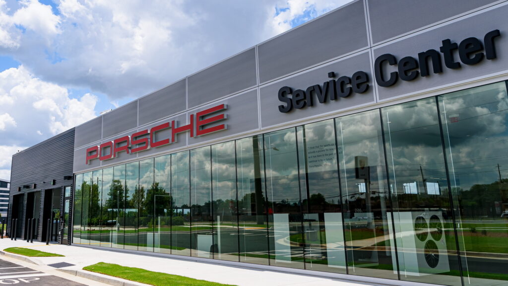  Auto Dealership Service Volumes Are Down But Profits Hit Five-Year High