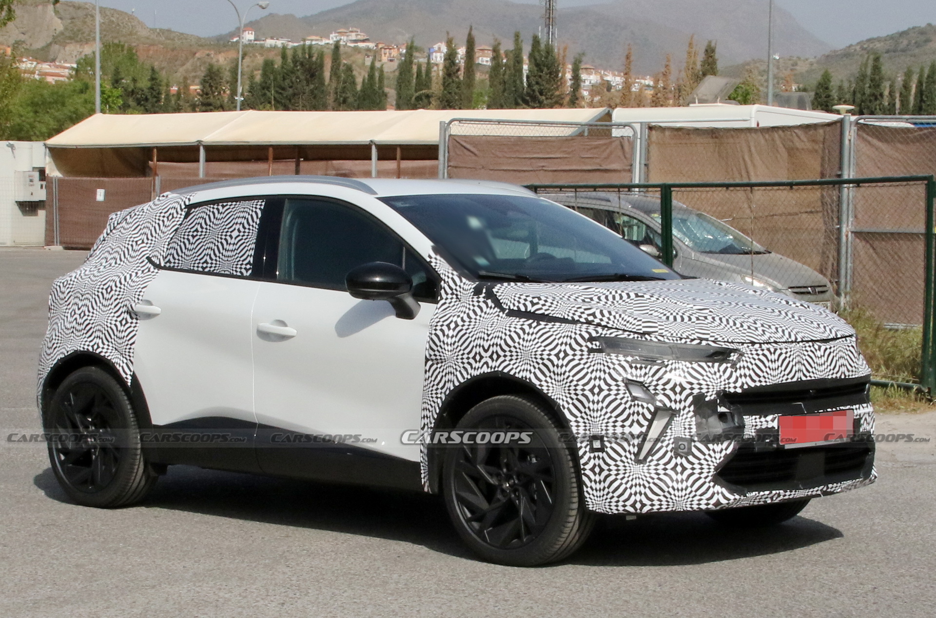 Renault Captur Scoops - 17