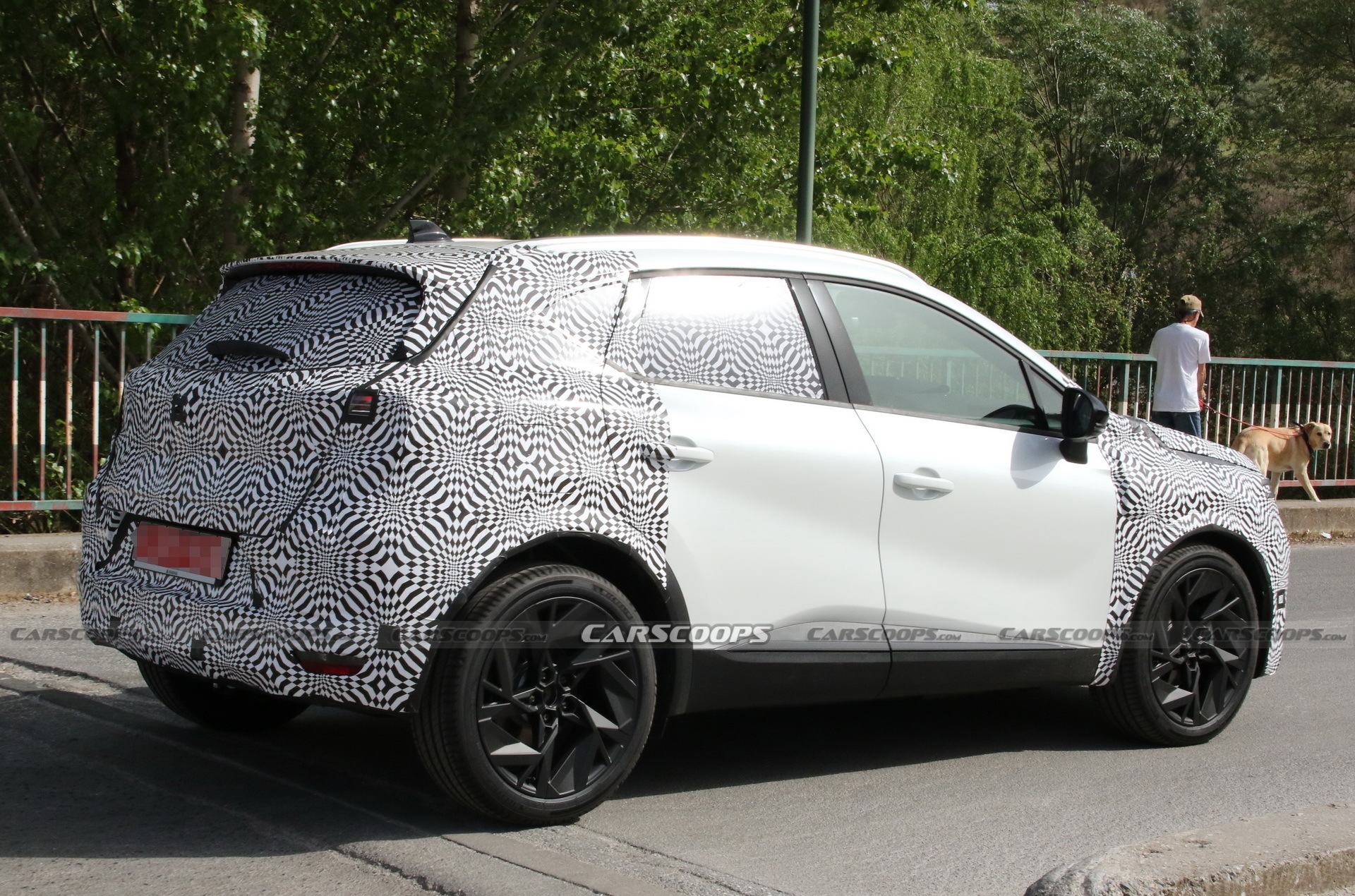 Renault Captur Scoops - 22