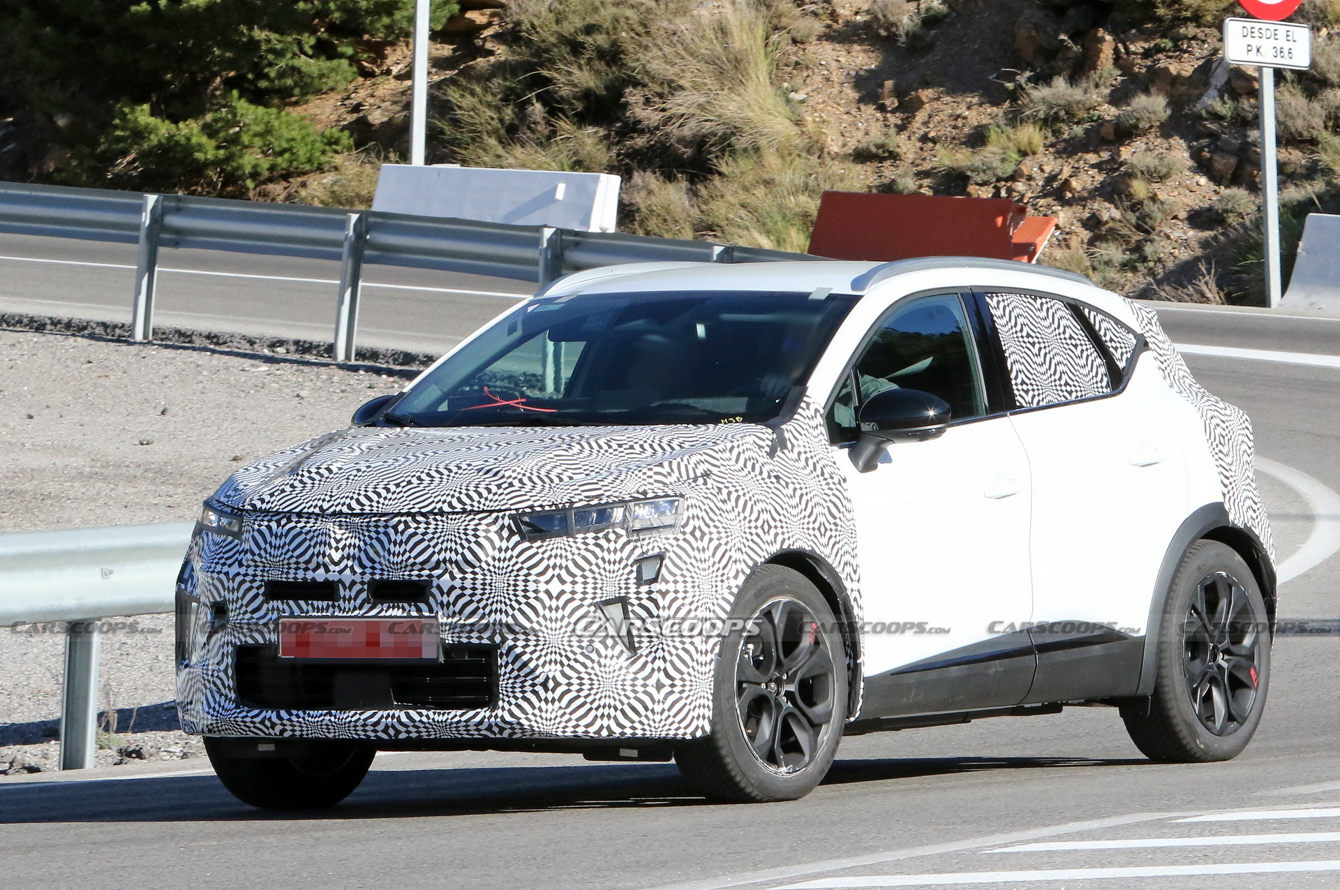 Renault Captur Scoops - 4
