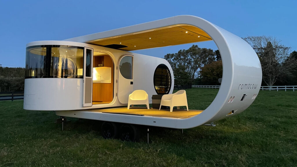  Romotow T8 Is A Futuristic Caravan That Swivels Like A Giant USB Stick And Costs $268K