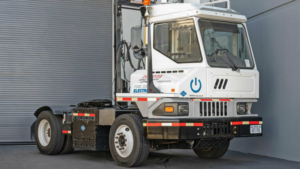  The Toyota Uno Is A Hydrogen Truck Designed To Move Freight