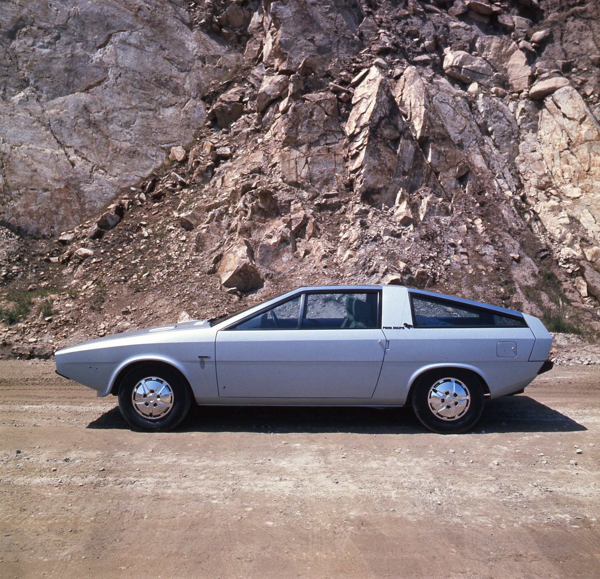 1974 Hyundai Pony Coupe Concept 2