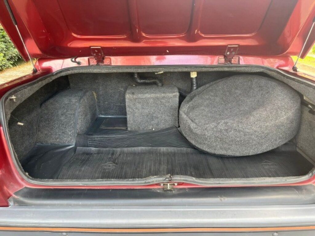  The Oddball Ford F-1000 Deserter SR XK Sedanified Pickup Is A Collector&rsquo;s Item In Brazil