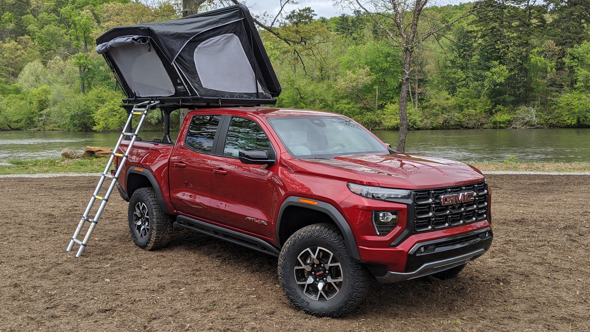 2023 GMC Canyon - Stephen Rivers for Carscoops 551