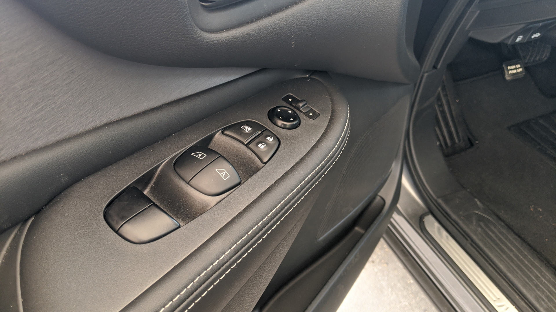 2023 Nissan Murano 24