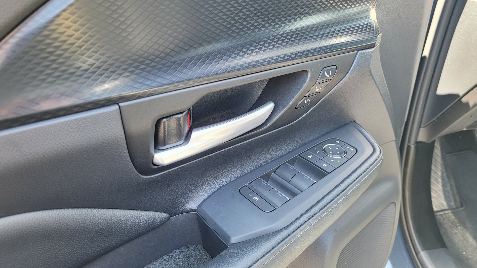 2024 Toyota Grand Highlander CarScoops 529 107