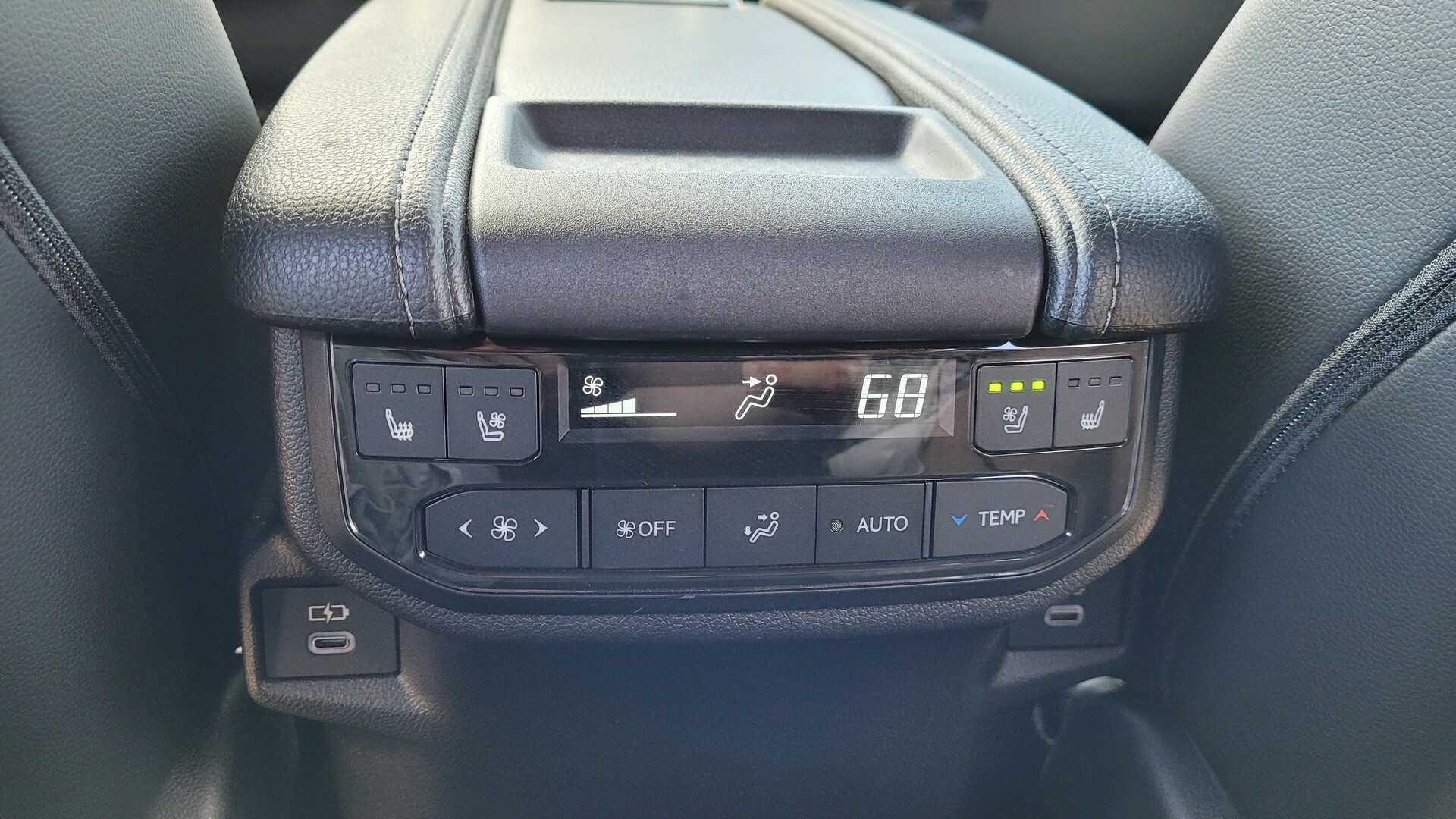 2024 Toyota Grand Highlander CarScoops 529 118