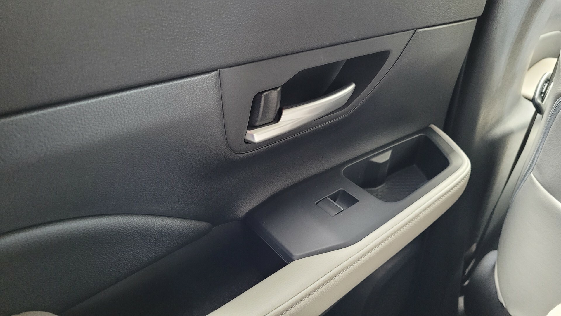2024 Toyota Grand Highlander CarScoops 529 162