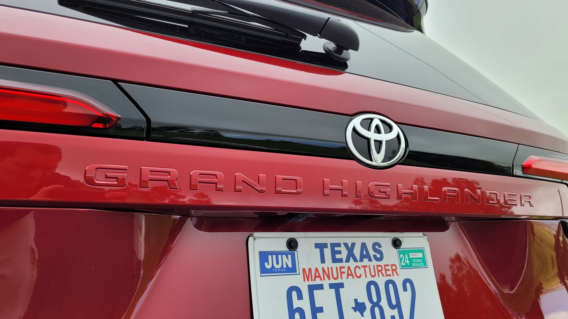 2024 Toyota Grand Highlander CarScoops 529 188
