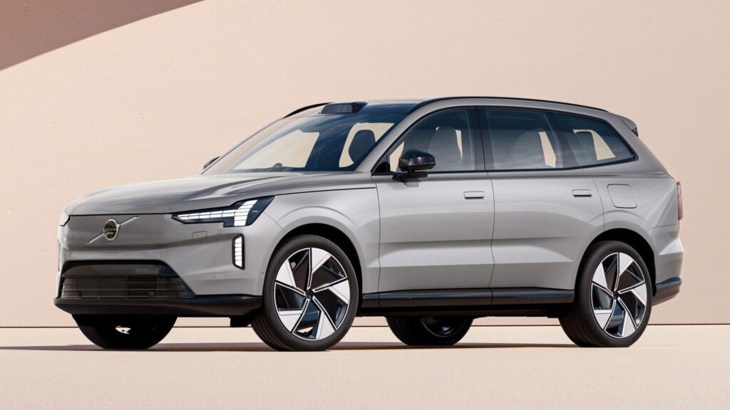 Volvo EX90 And Polestar 3 EV Launches Postponed After Software Bugs