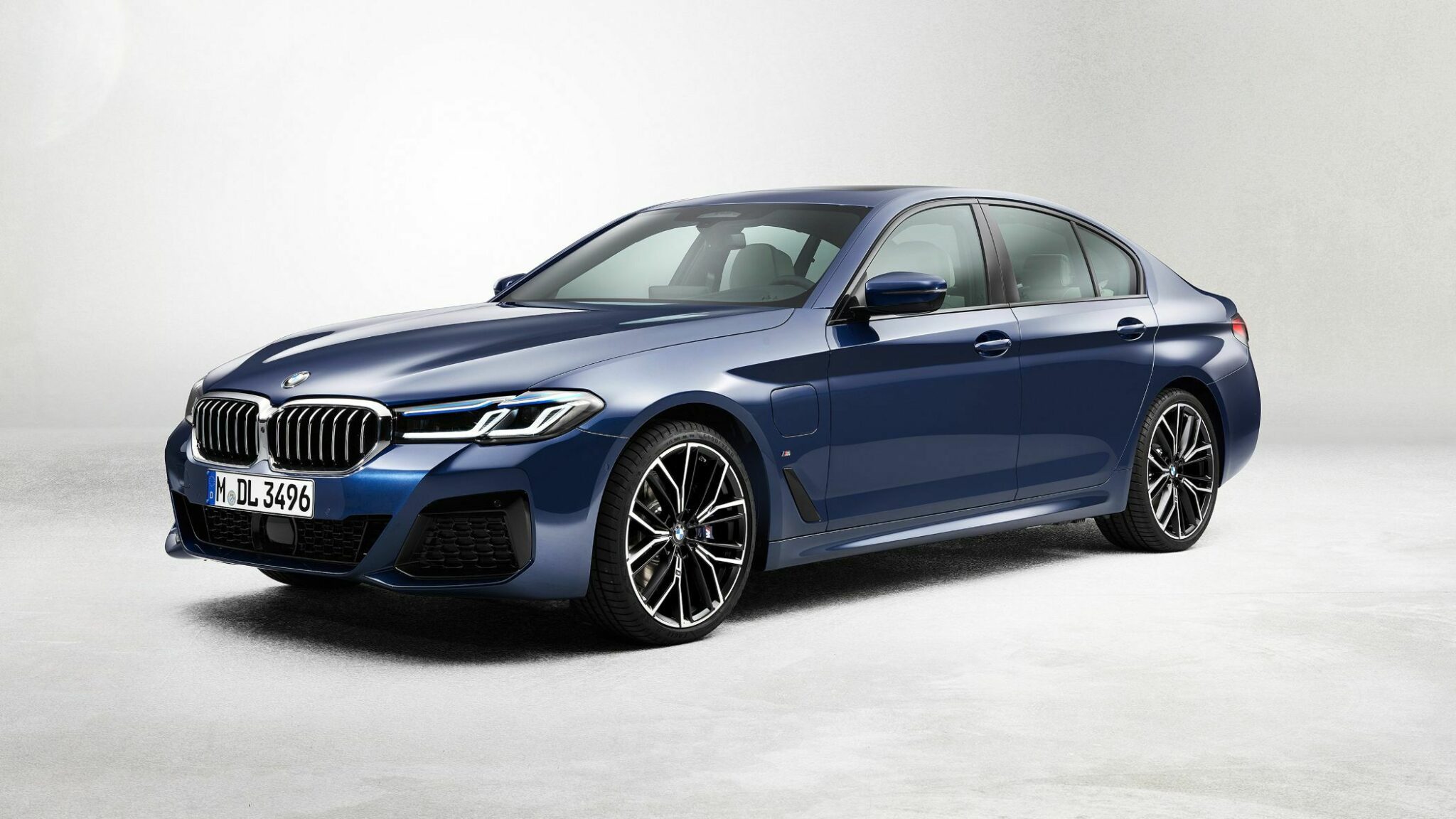 How Does The 2024 BMW 5 Series G60 Compare To Its G30 Predecessor how-does-the-2024-bmw-5-series-g60-compare-to-its-g30-predecessor