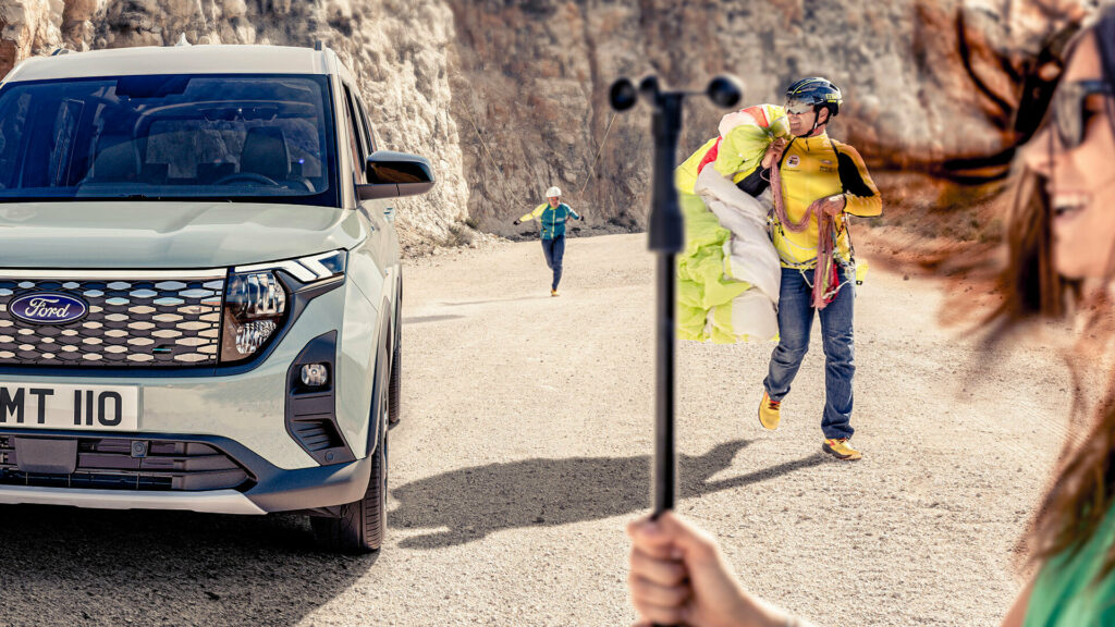  Ford Teases New E-Tourneo Courier Electric Passenger Van For Europe