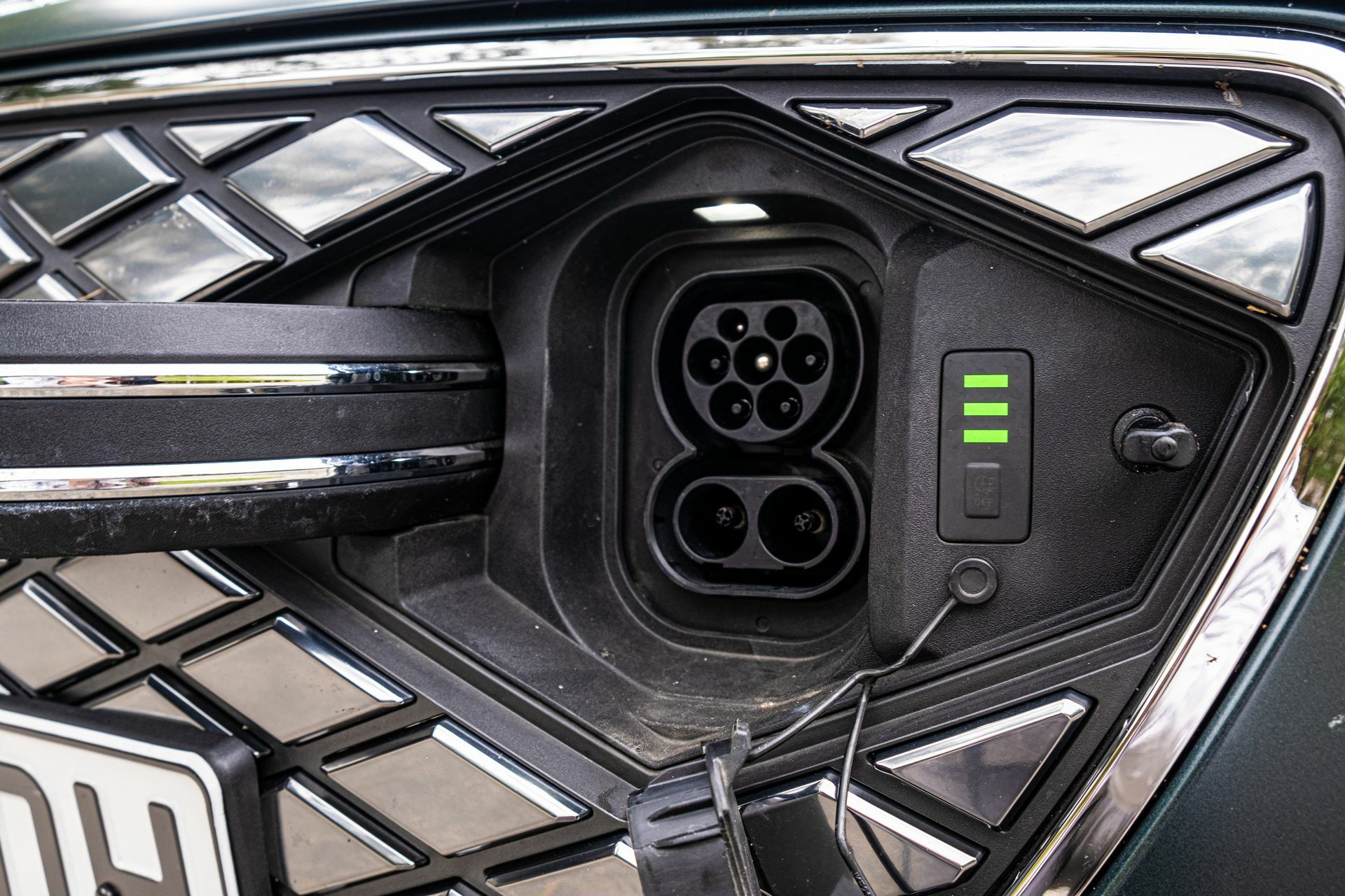 Genesis Electrified GV70 - 13