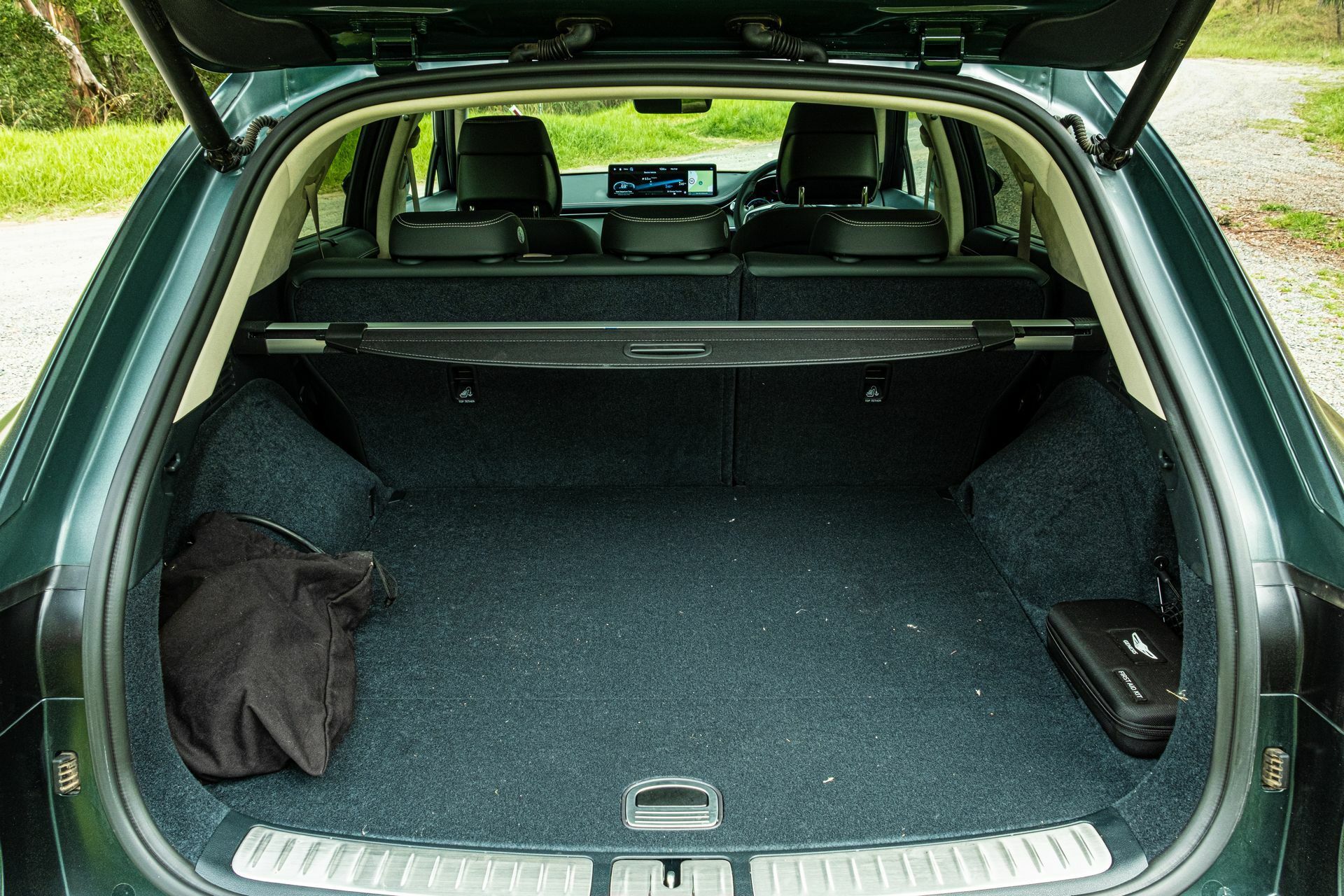 Genesis Electrified GV70 - 32