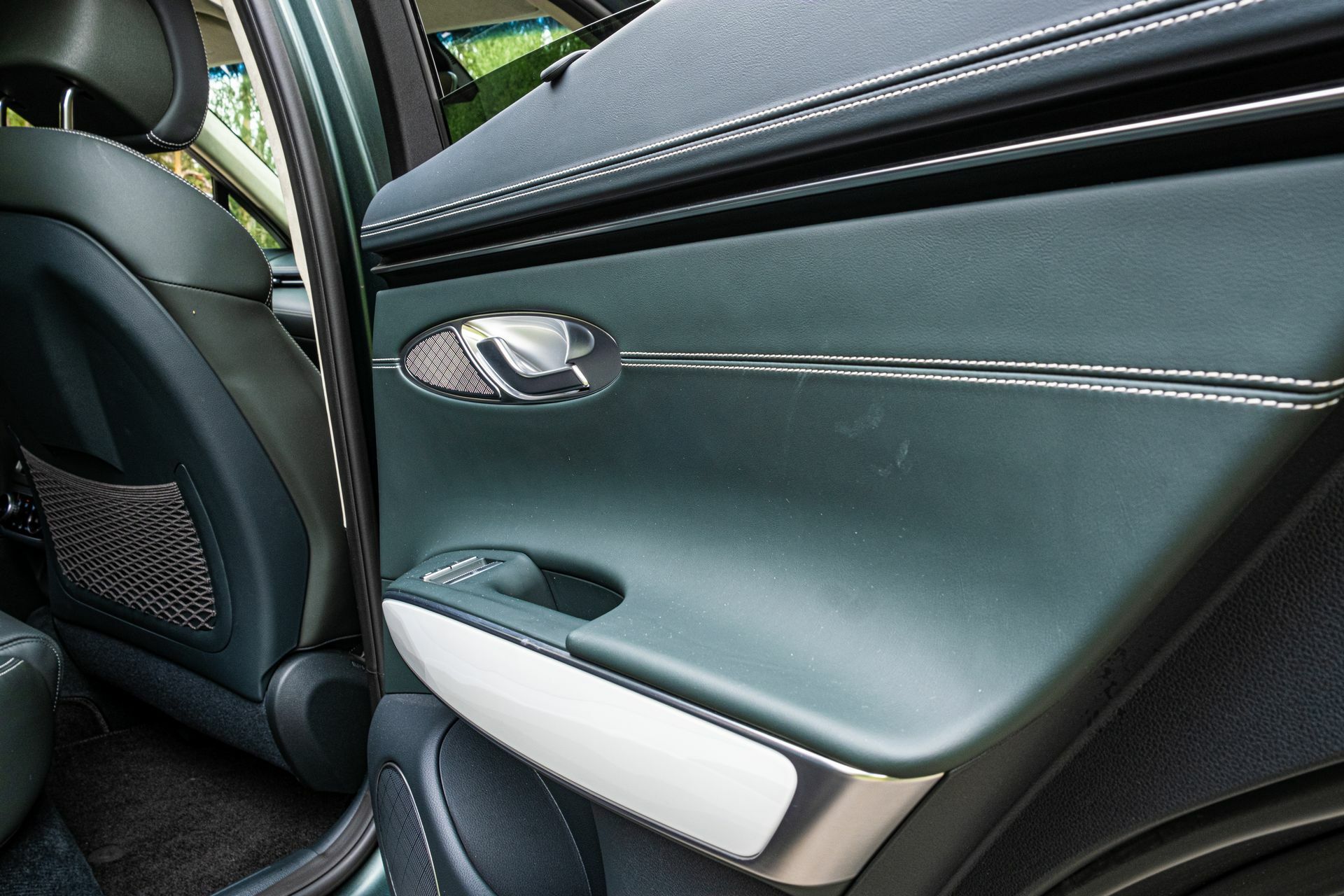 Genesis Electrified GV70 - 35
