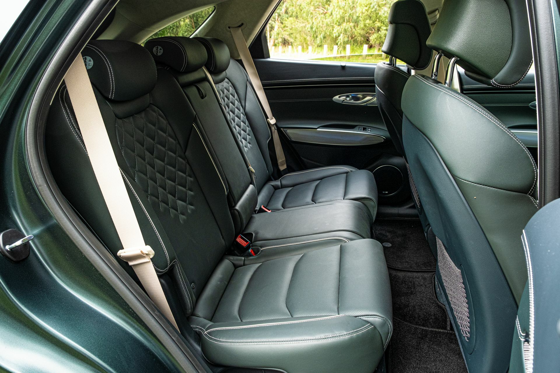 Genesis Electrified GV70 - 36