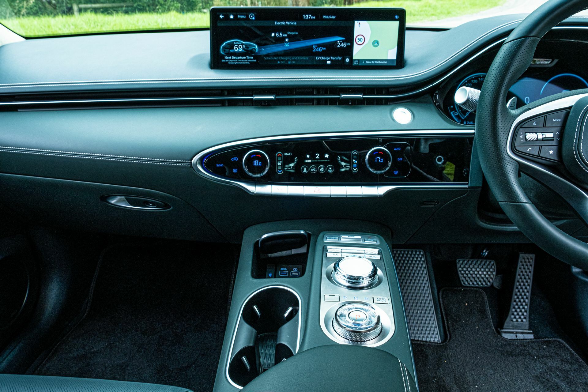 Genesis Electrified GV70 - 40