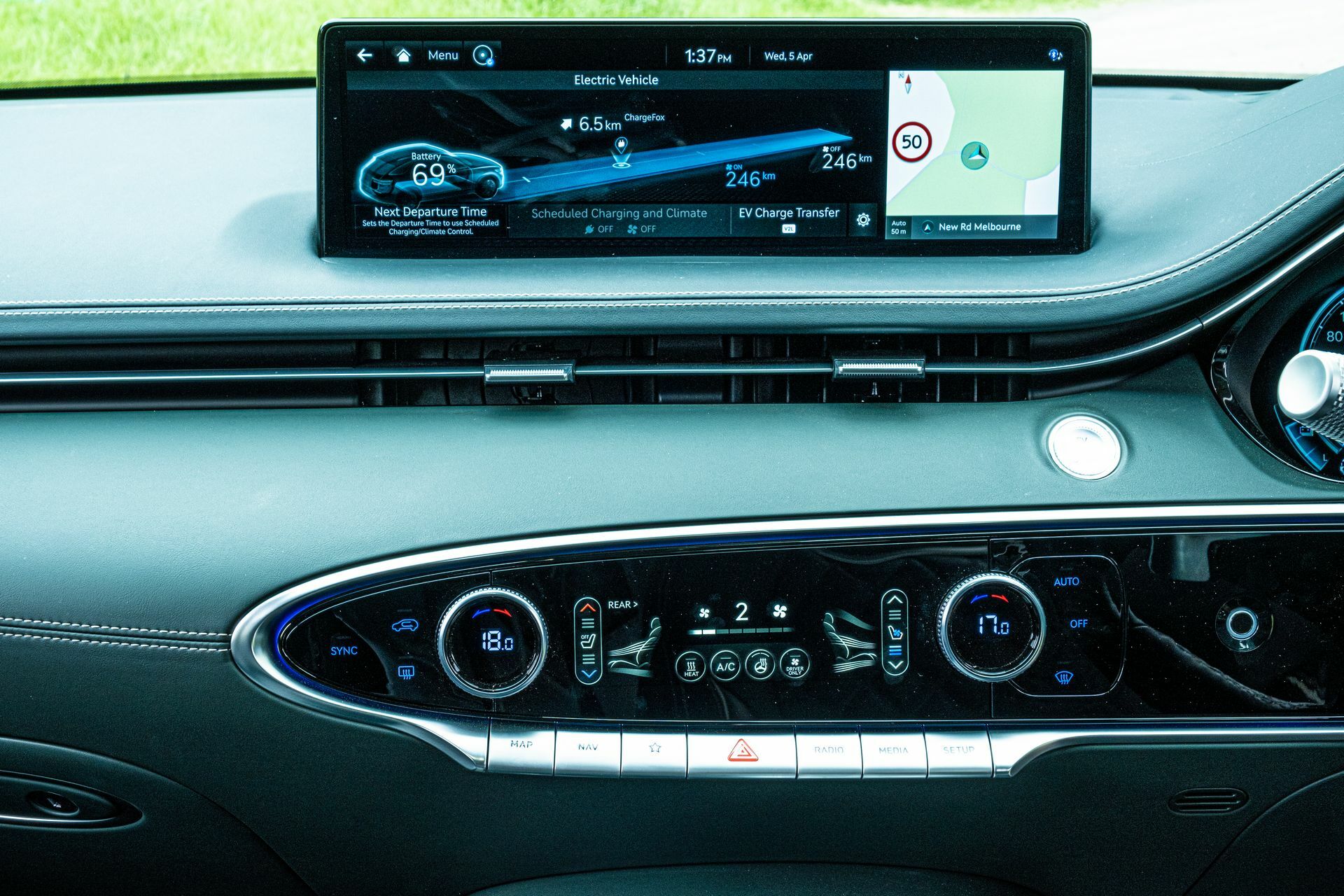 Genesis Electrified GV70 - 41