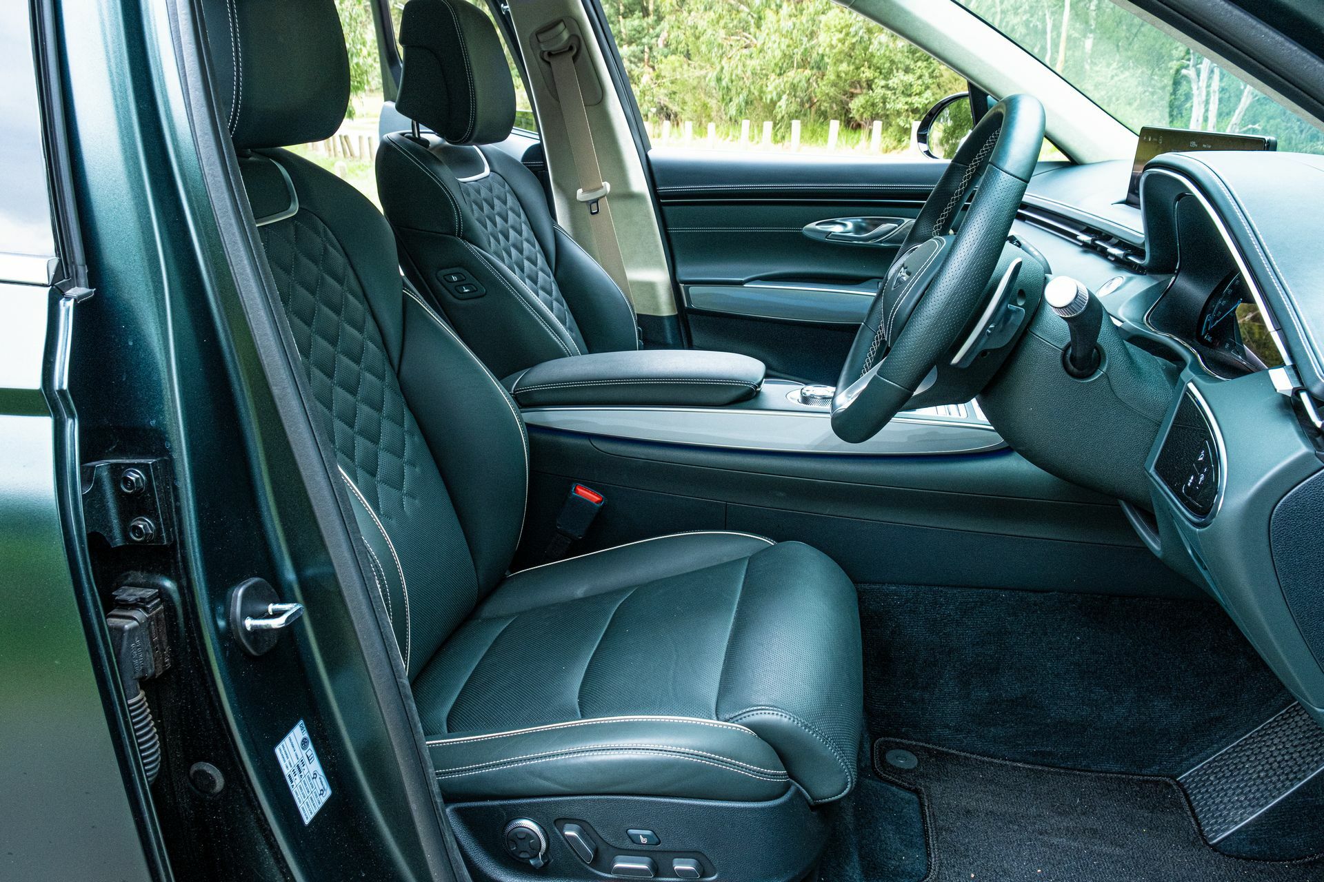 Genesis Electrified GV70 - 46