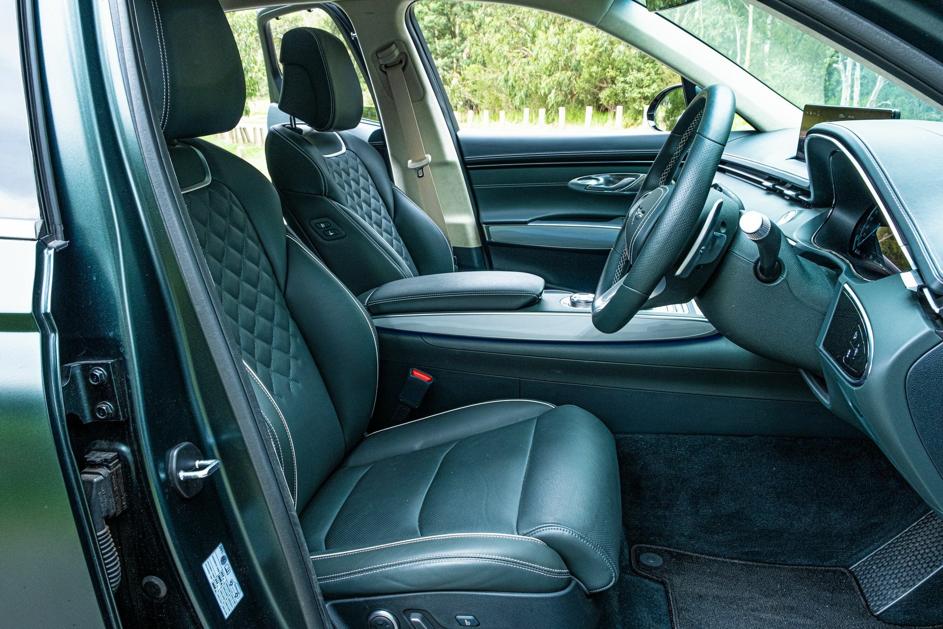 Genesis Electrified GV70 - 47