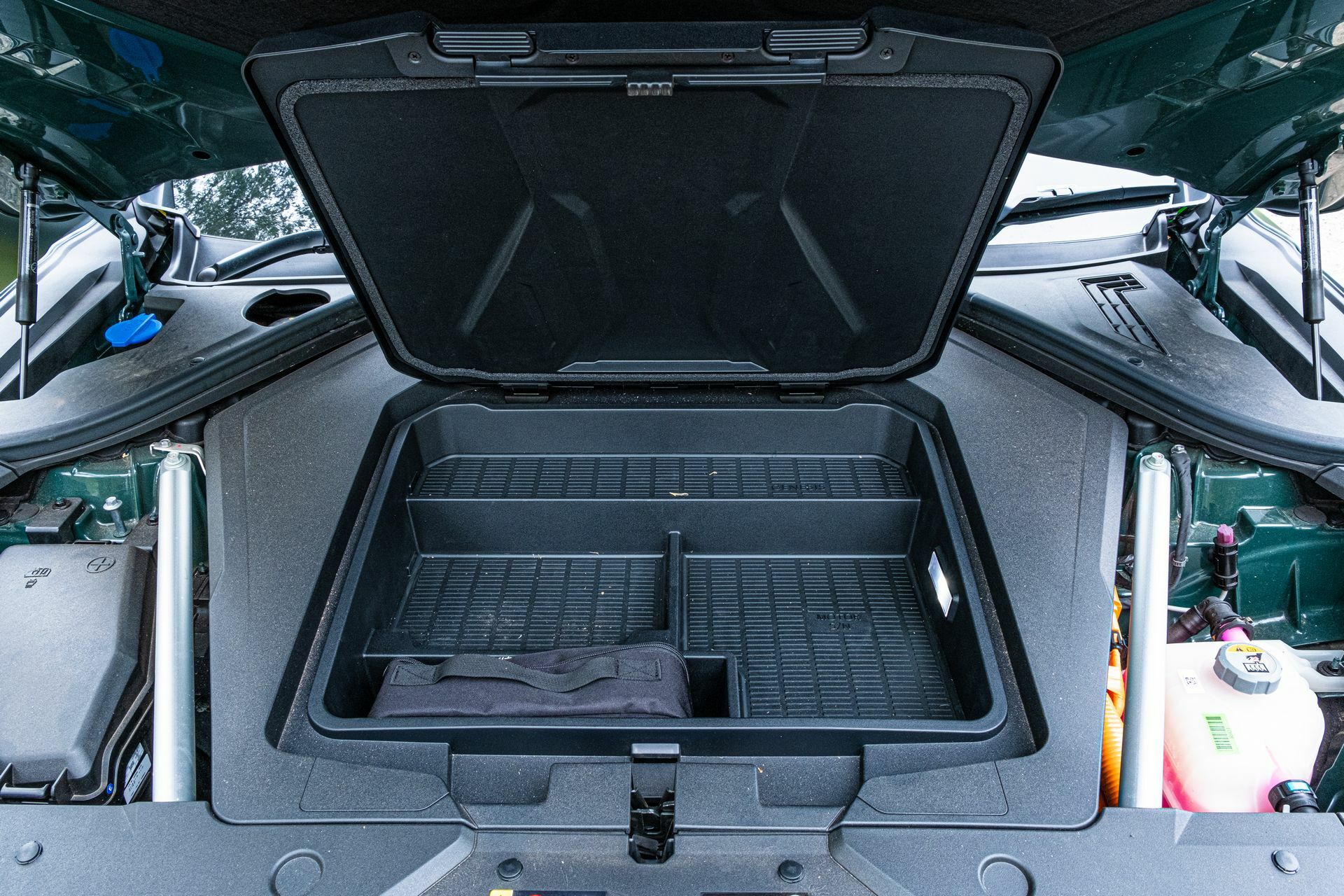 Genesis Electrified GV70 - 56