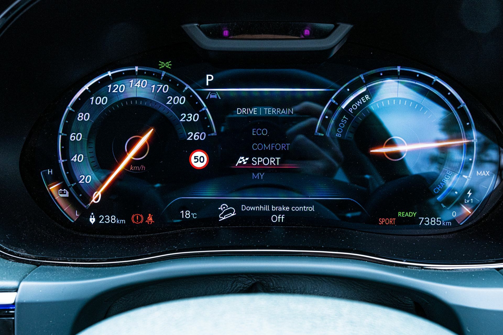 Genesis Electrified GV70 - 72