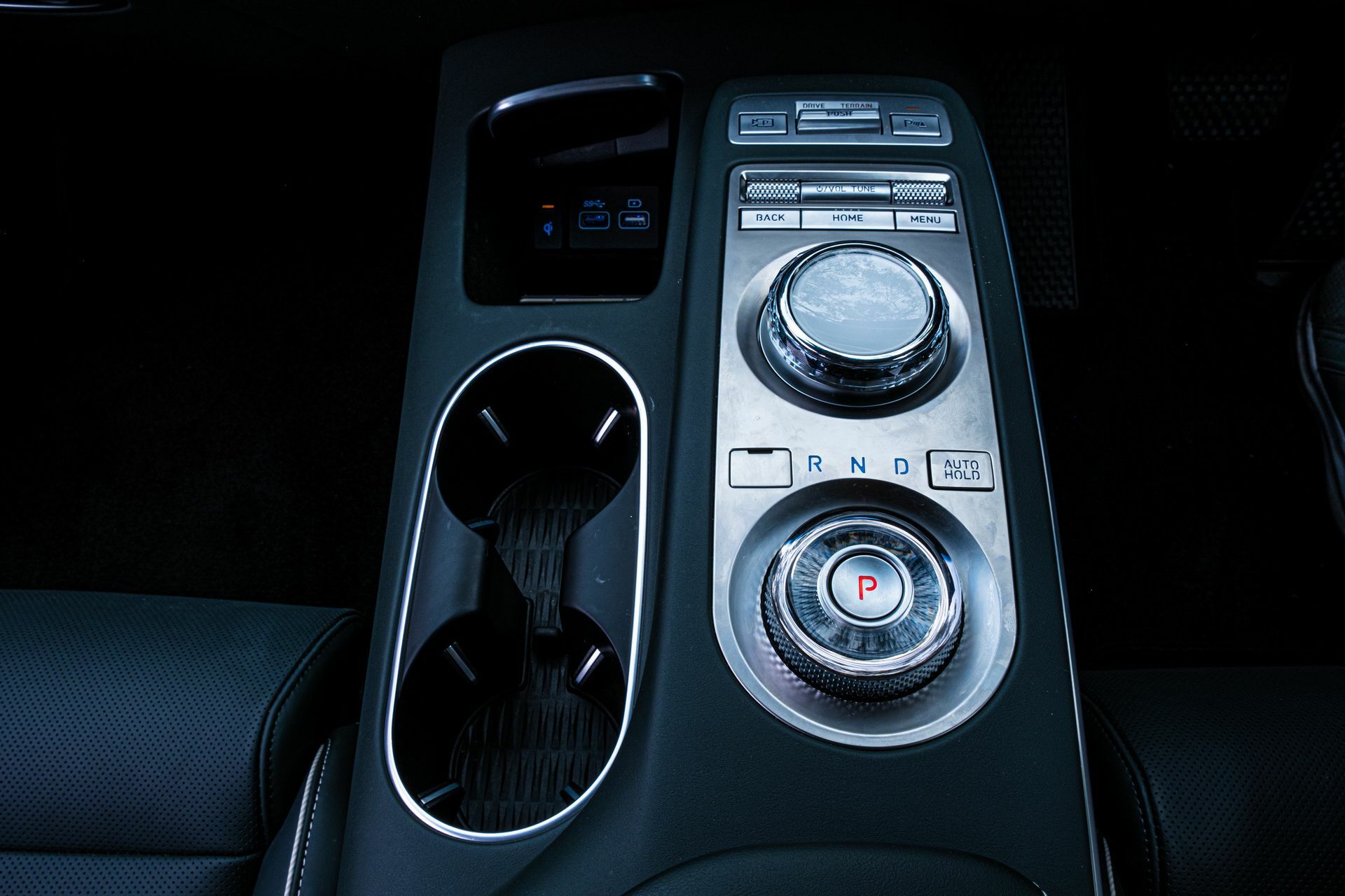 Genesis Electrified GV70 - 77