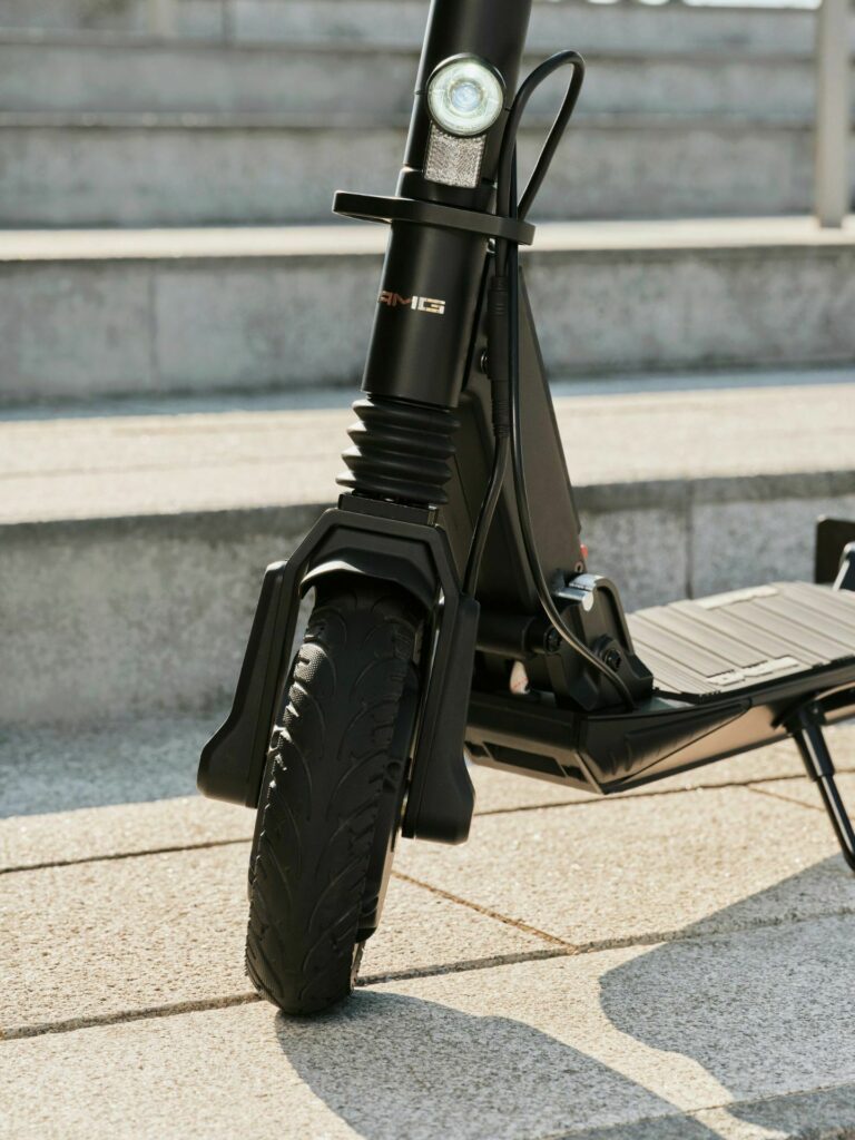 Erstaunlich E Scooter Amg Bild