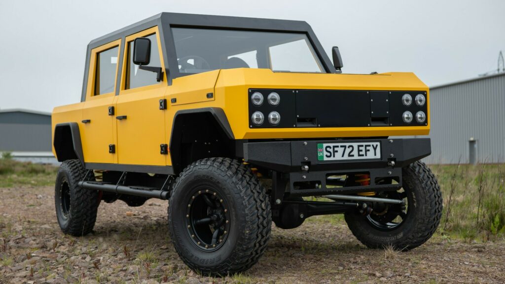  Boxy And Rugged Munro MK_1 EV Gains Pickup Truck Version, Starting From $62k