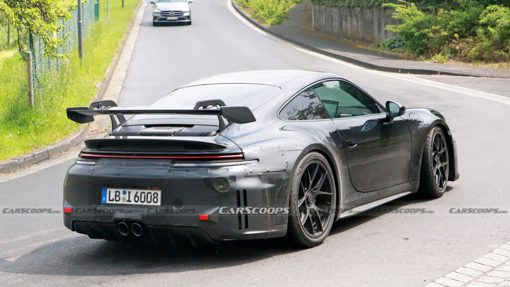  Porsche&rsquo;s Facelifted 911 GT3 Shows Off Fully Digital Gauge Cluster