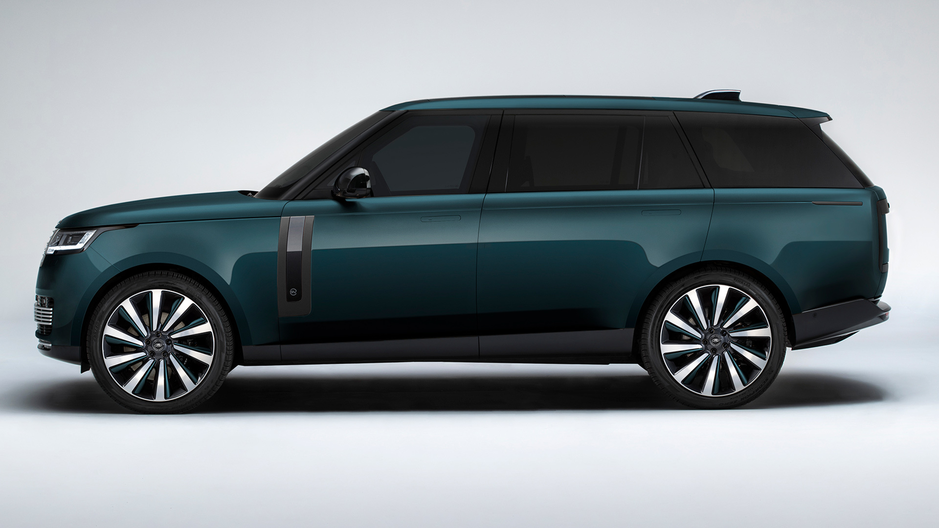 Land Rover 2024 Range Rover Gets Up To 606 HP And New SV Bespoke  Commissioning Service