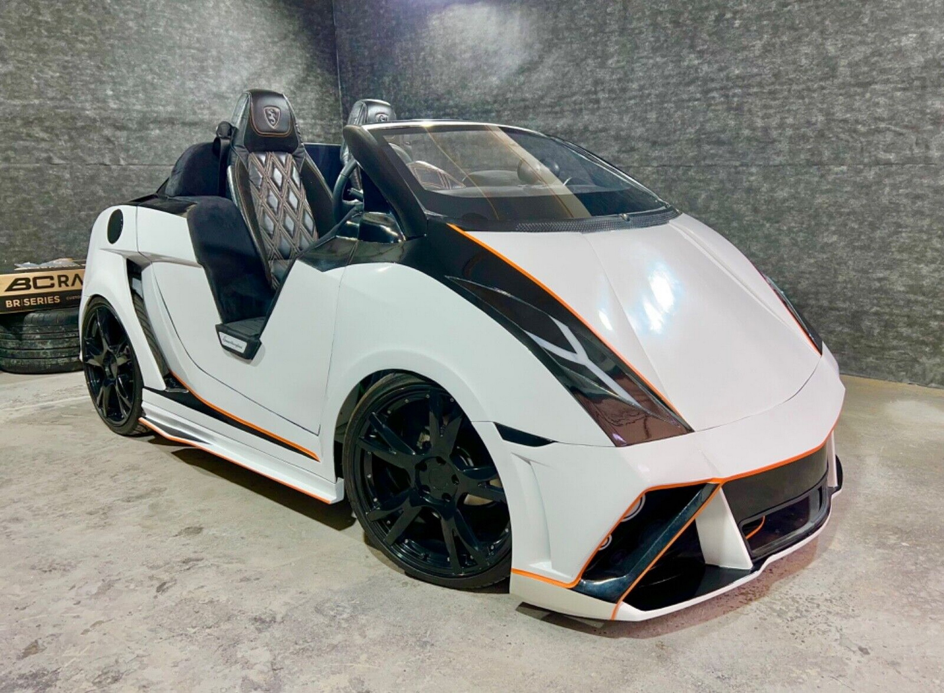 Impressive 15k Gallardo Caricature Hits The Market