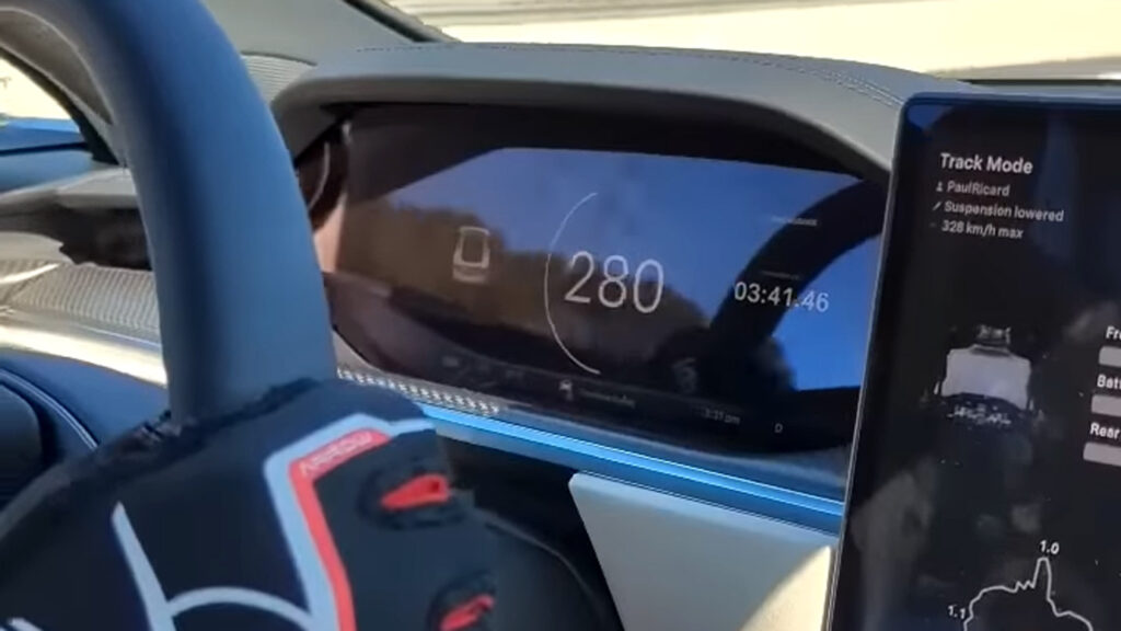  Tesla Model S Plaid Track Pack Breezes To 200 MPH With Ease At Circuit Paul Ricard