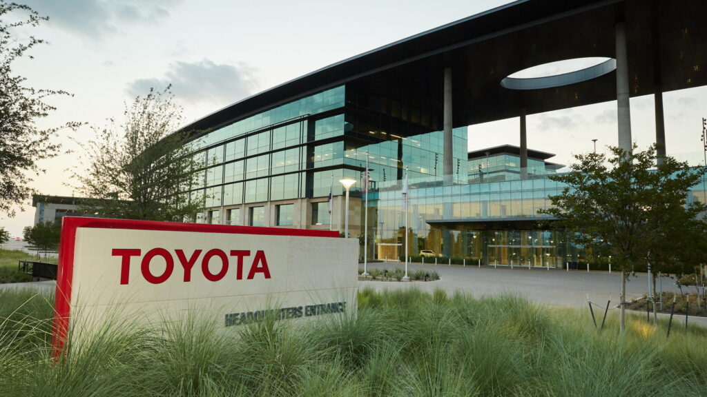  Toyota, Honda Looking To Hire All The Software Engineers They Can To Compete With Tesla