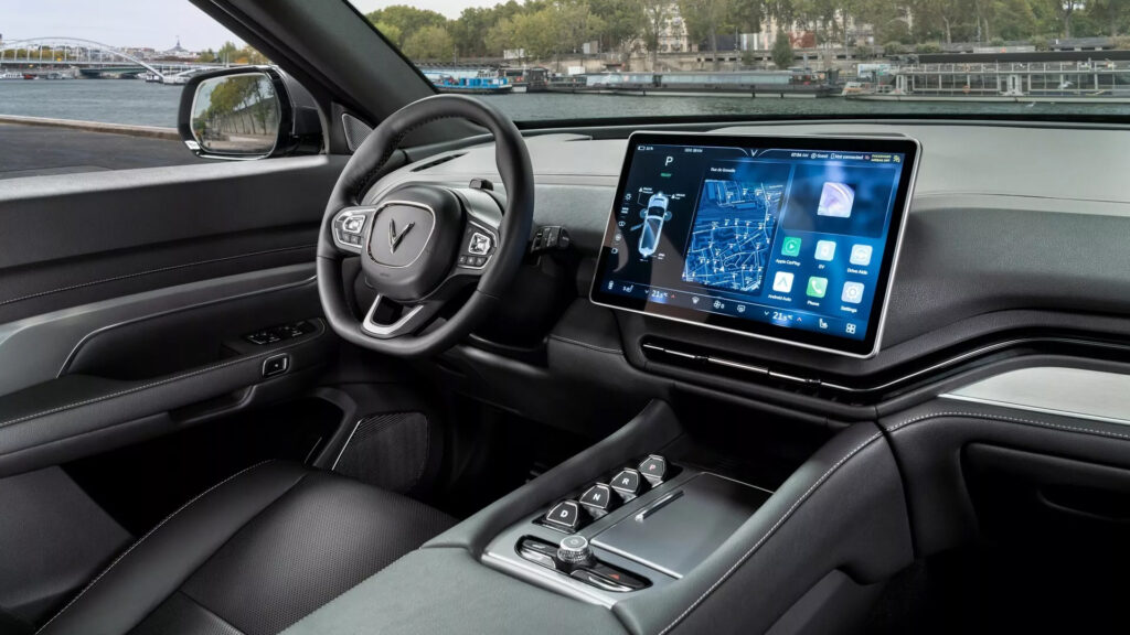  VinFast Owners To Be The First To Use Sony’s New RIDEVU Streaming Service